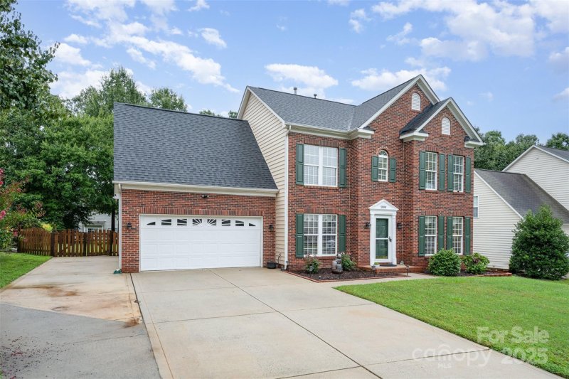 Property image 3 of 2000 Linstead Drive in Brandon Oaks, Indian Trail, NC 28079