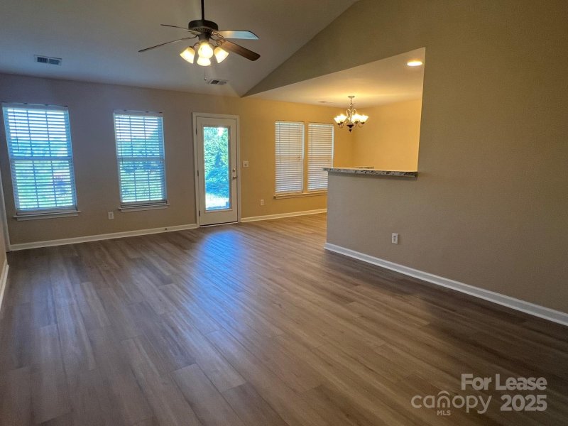 Property image 2 at 110 Endicott Court, Mooresville, NC 28115