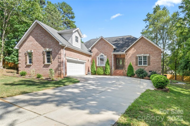 Property image 2 of 10209 Maple Haven Court in Ashe Plantation, Mint Hill, NC 28227