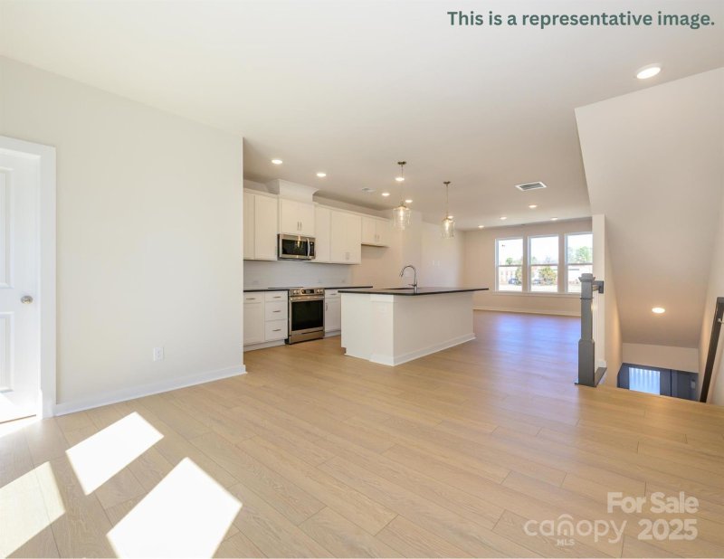 Property image 5 of 1515 Lithium Lane in Central Living at Craig, Charlotte, NC 28211