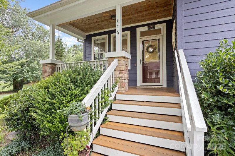 Property image 5 of 476 Village Greenway None in Highland Lake, Flat Rock, NC 28731