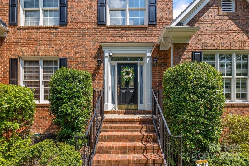 Property image 3 of 3052 River Bend Drive in Lake Shore, Tega Cay, SC 29708