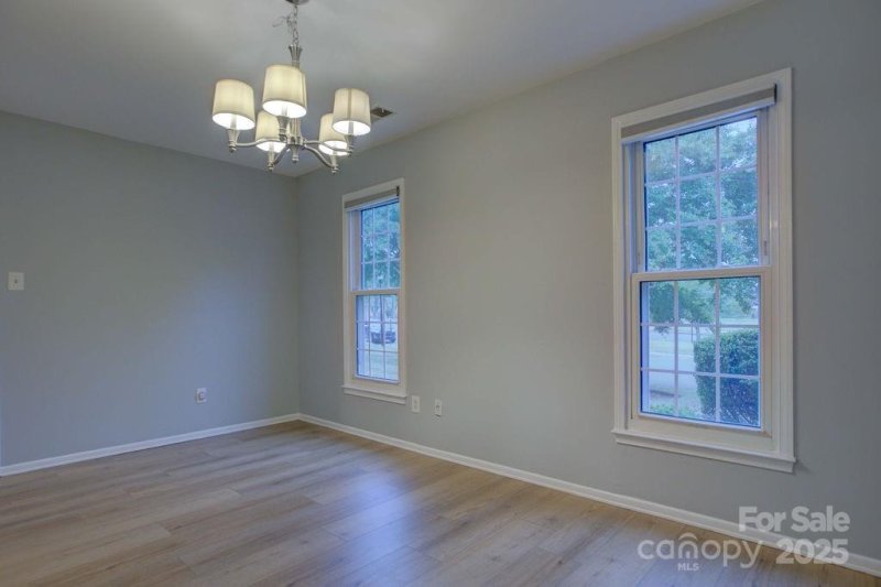 Property image 3 at 8434 Knights Bridge Road, Charlotte, NC 28210