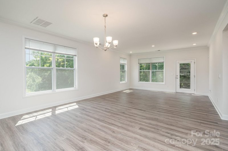 Property image 5 of 4237 Plumeria Way in Avondale, Fort Mill, SC 29707
