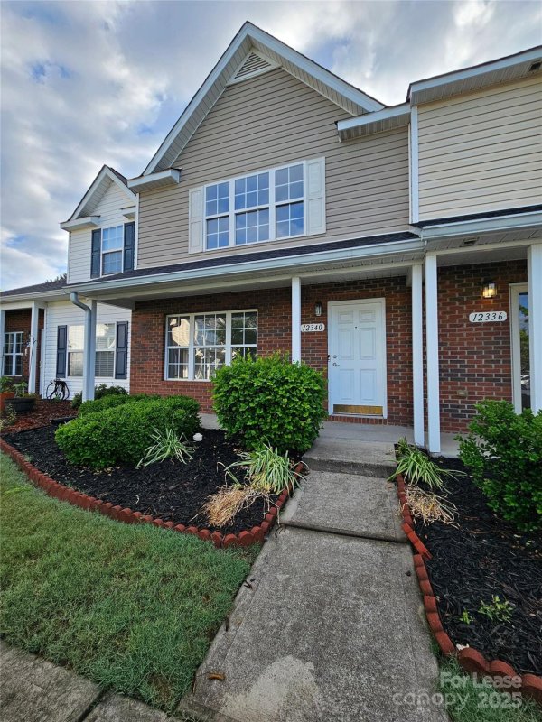 12340 Honey Hill Lane