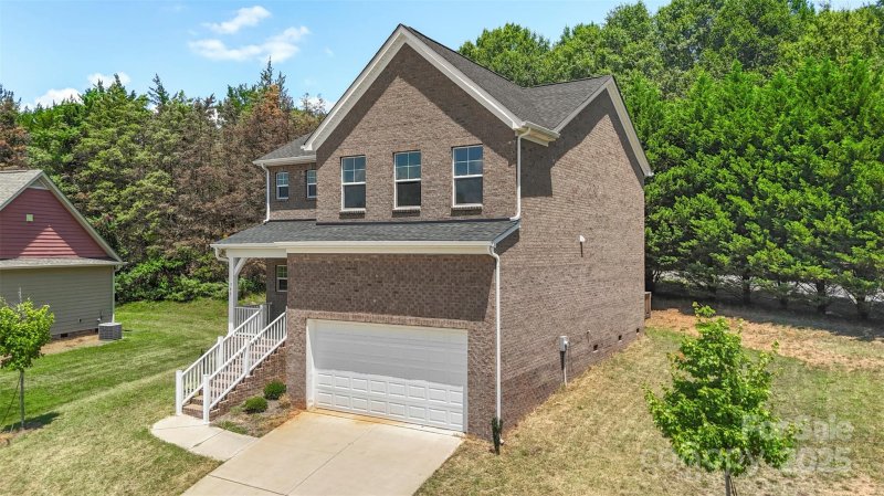 Property image 5 of 305 Firefly Path in Grey Fox Forest, Shelby, NC 28150