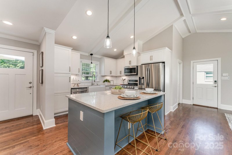 Property image 3 at 7509 Woodstream Drive, Charlotte, NC 28210