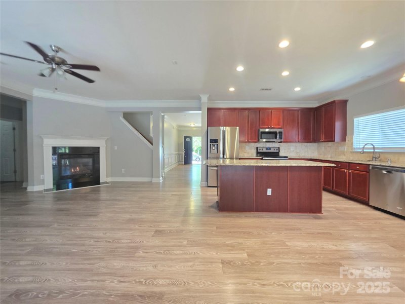 Property image 4 at 11016 Kinnairds Street, Charlotte, NC 28278