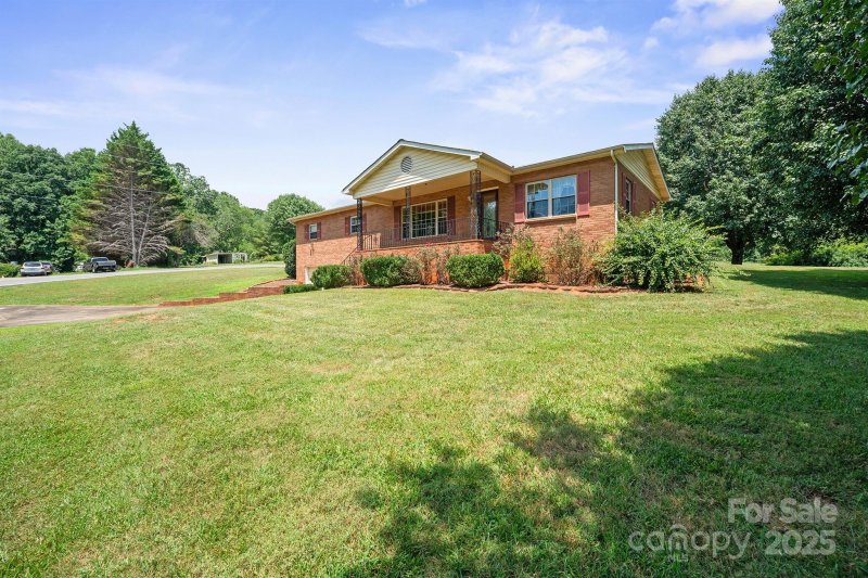 Property image 4 at 307 Brentwood Road, Morganton, NC 28655