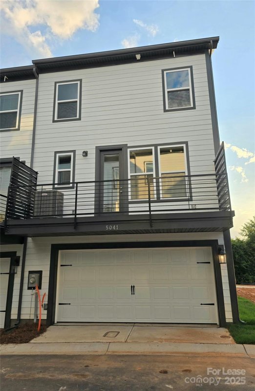 Property image 2 at 5041 Westmead Lane, Charlotte, NC 28262