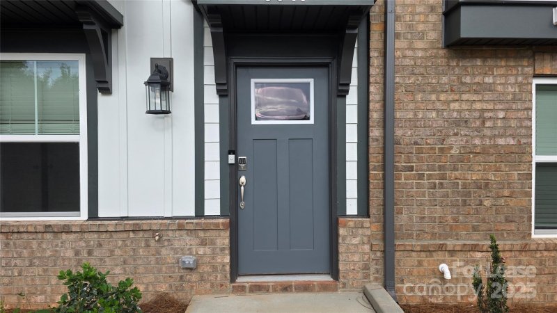 Property image 3 at 5041 Westmead Lane, Charlotte, NC 28262