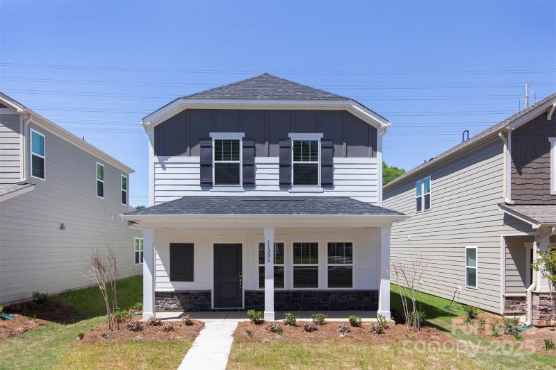 11206 Broadbent Court