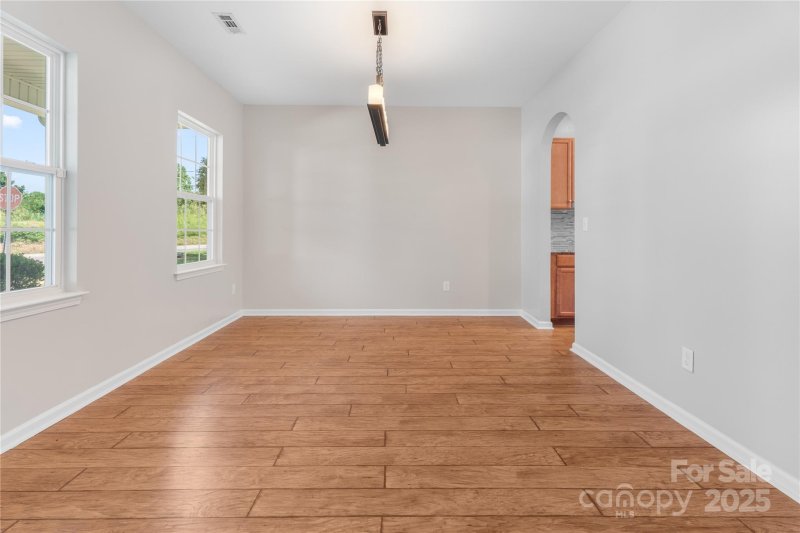 Property image 5 of 705 Jones Branch Drive in Jones Branch, Fort Mill, SC 29715