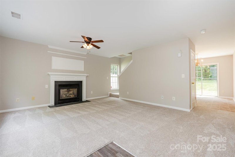 Property image 3 of 320 Winding Canyon Drive in Montclair Park, Charlotte, NC 28214