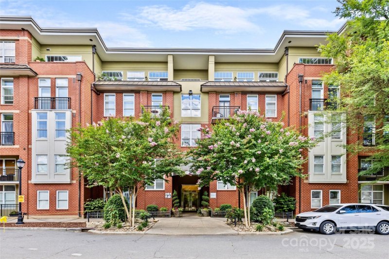 1320 Fillmore Avenue