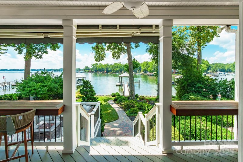 4168 Lake Shore Road