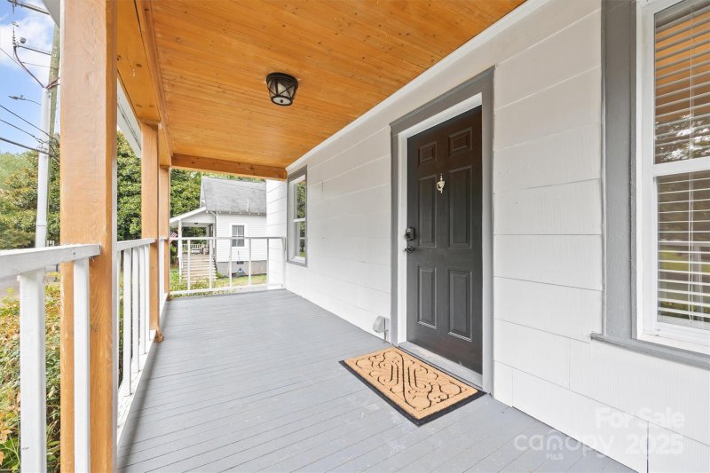 Property image 3 of 18 Montford Avenue in Aragon Baldwin Mills, Rock Hill, SC 29730