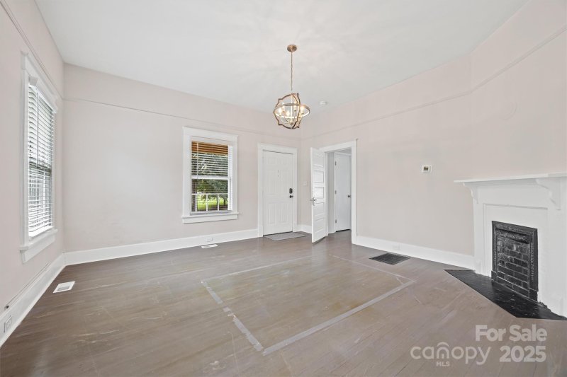 Property image 5 of 18 Montford Avenue in Aragon Baldwin Mills, Rock Hill, SC 29730