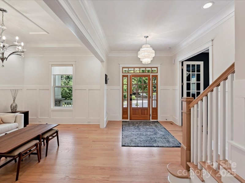 Property image 4 of 3814 Churchill Road in Cotswold, Charlotte, NC 28211