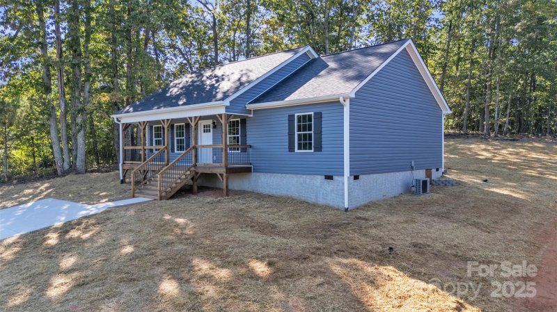 Property image 4 of 5969 Charlie Little Road in Jamestown Acres, Granite Falls, NC 28630