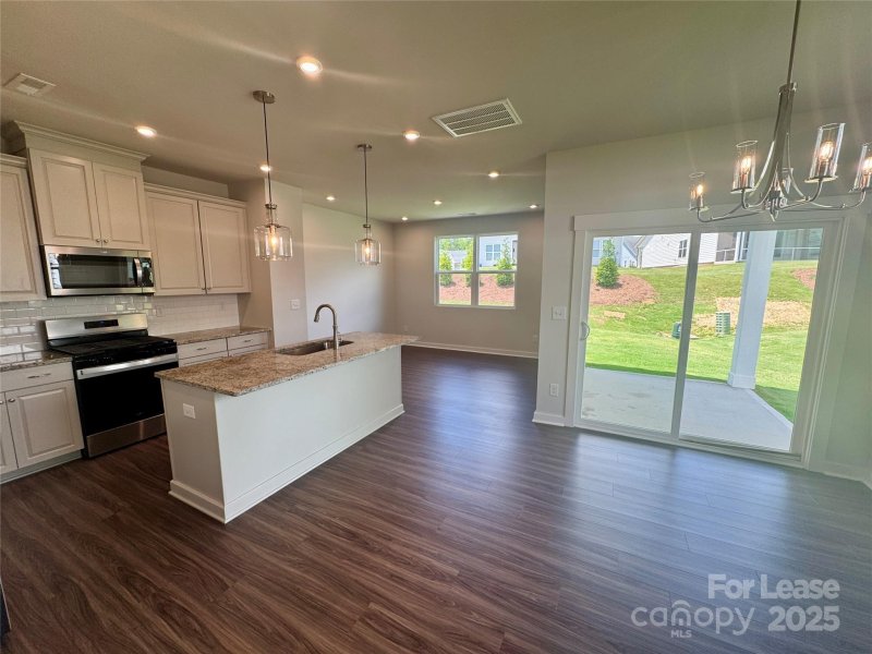 Property image 3 at 9417 Munsing Drive, Charlotte, NC 28269