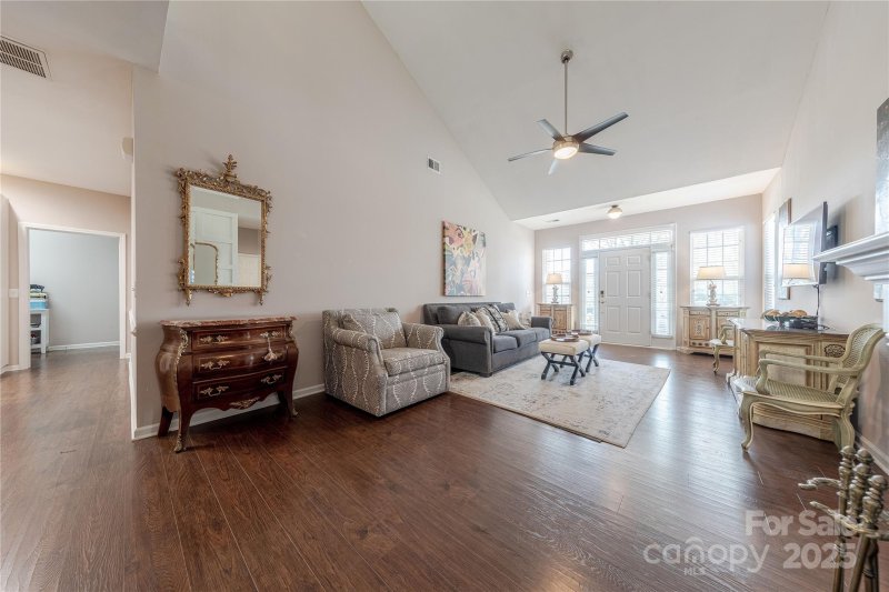 Property image 4 of 8603 Bookwalter Court in Southbrook, Charlotte, NC 28277
