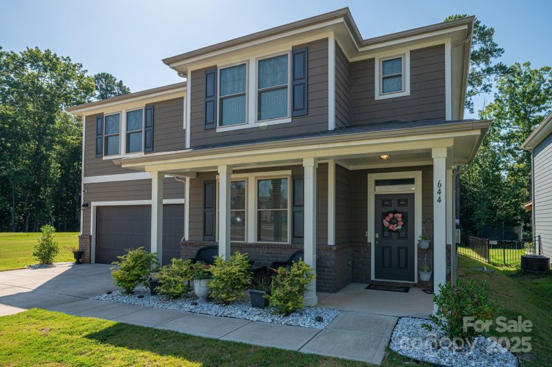 Property image 2 at 644 Heron View Drive, York, SC 29745