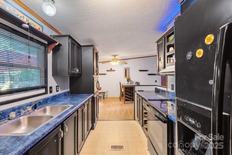 Property image 5 at 3411 Stony Brook Circle, Newton, NC 28658