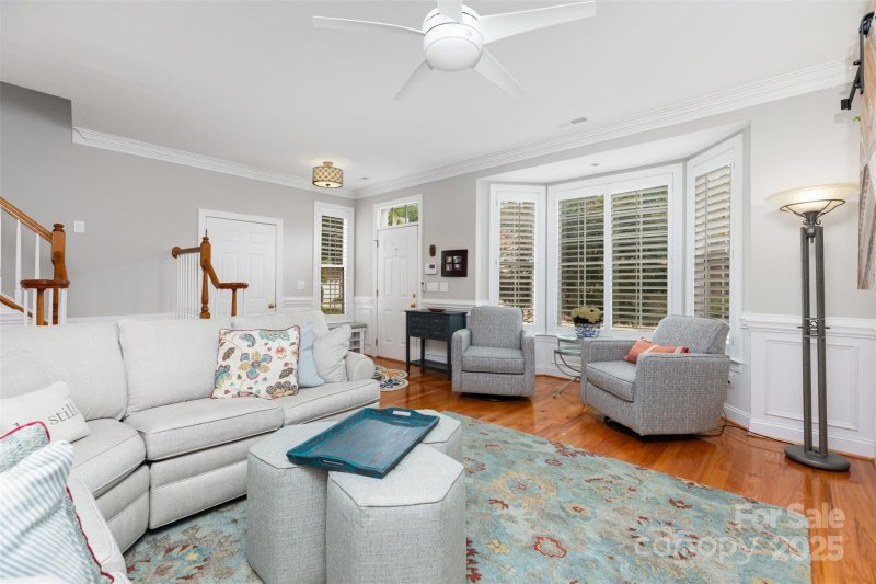 Property image 3 of 9061 Bonnie Briar Circle in Bonnie Briar, Charlotte, NC 28277