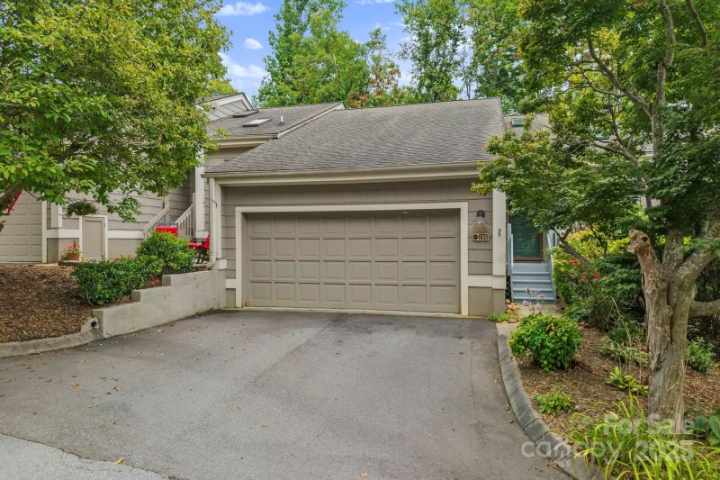 105 Beaver Ridge Road