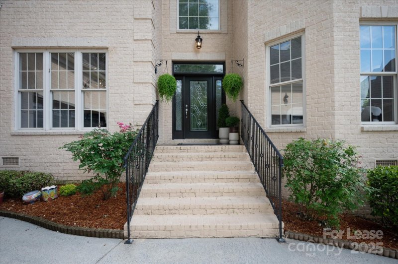 Property image 3 at 11841 Churchfield Lane, Charlotte, NC 28277