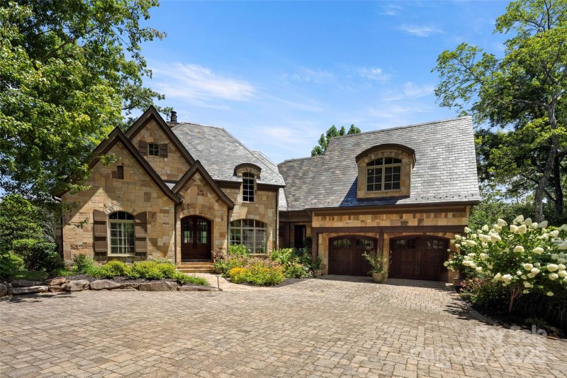 Property image 3 of 1829 Bella Vista Court in The Cliffs At Walnut Cove, Arden, NC 28704