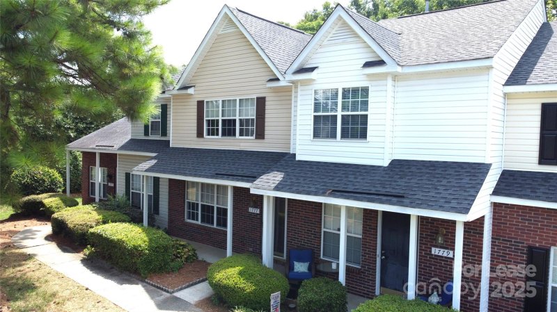 Property image 3 of 1777 Forest Side Lane in University Heights, Charlotte, NC 28213