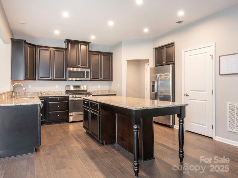 Property image 3 at 1707 Scarbrough Circle, Concord, NC 28025