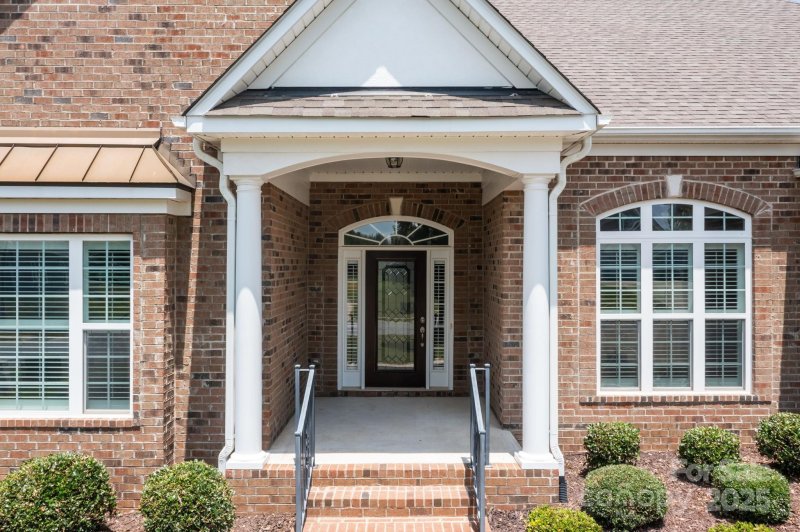 Property image 2 of 955 Brookdale Lane in The Gates, Stanley, NC 28164