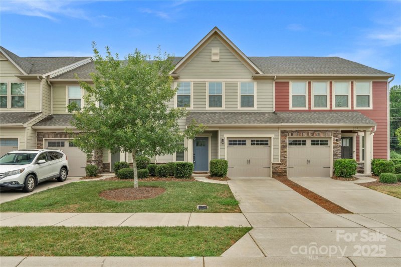 306 Scenic View Lane