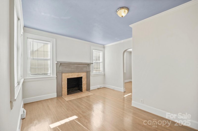 Property image 5 of 3724 Commonwealth Avenue in Commonwealth Park, Charlotte, NC 28205