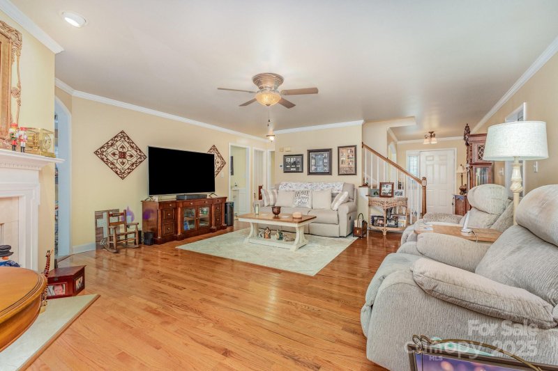 Property image 5 of 2620 Tralee Drive in Waterford Green, Gastonia, NC 28056