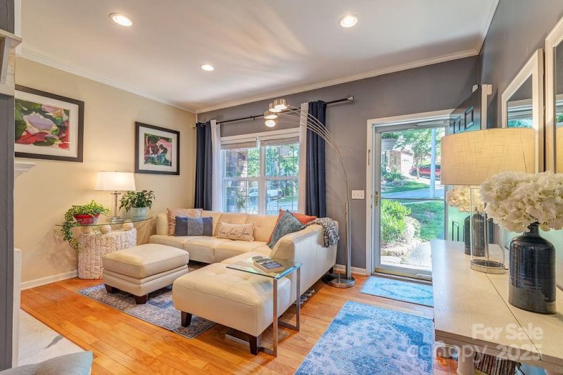 Property image 3 of 43 Kirby Road in Willow Creek Village, Asheville, NC 28806