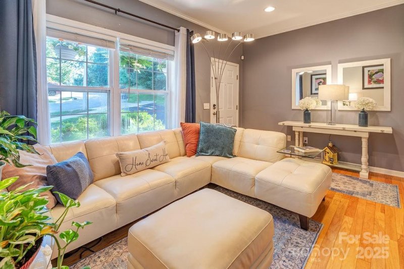 Property image 5 of 43 Kirby Road in Willow Creek Village, Asheville, NC 28806