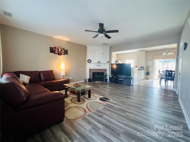 Property image 2 of 3203 Mannington Drive in Willowmere, Charlotte, NC 28270