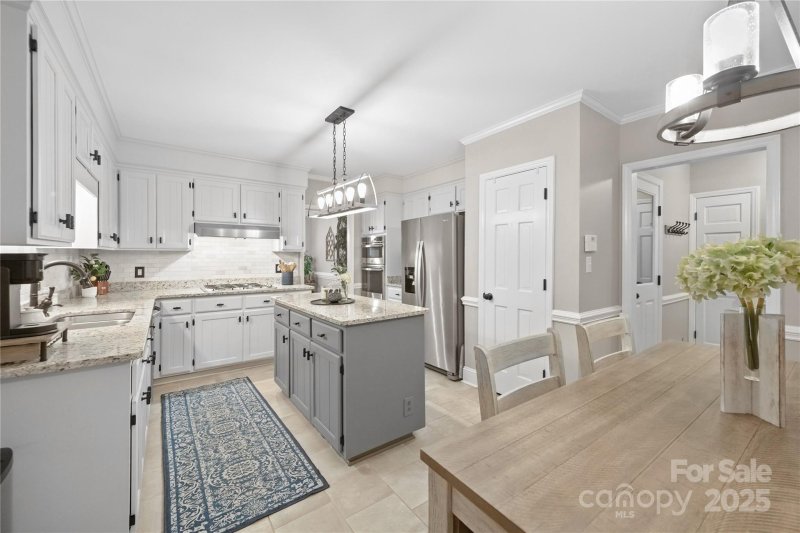 Property image 3 at 9226 Hanover South Trail, Charlotte, NC 28210