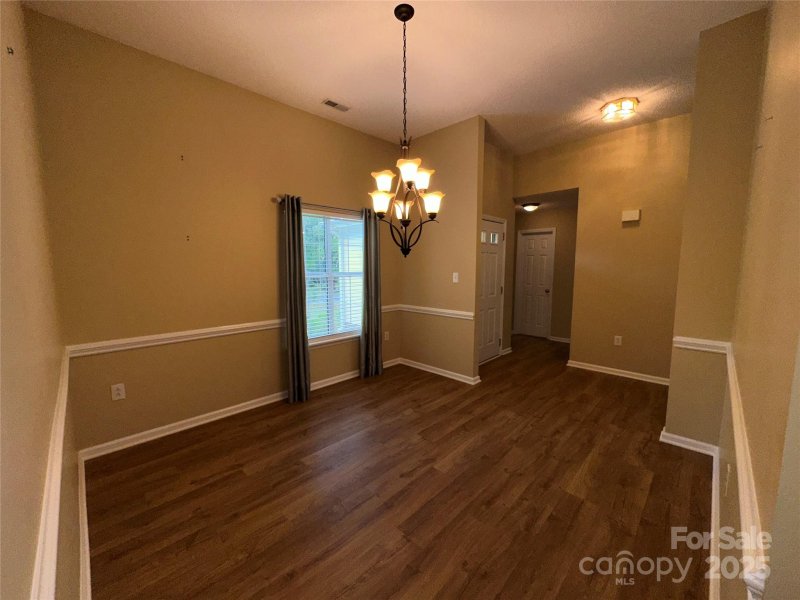 Property image 3 at 5416 Hedgecrest Place, Charlotte, NC 28269