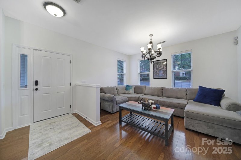 Property image 5 of 10973 Princeton Village Drive in Princeton at Southampton, Charlotte, NC 28277