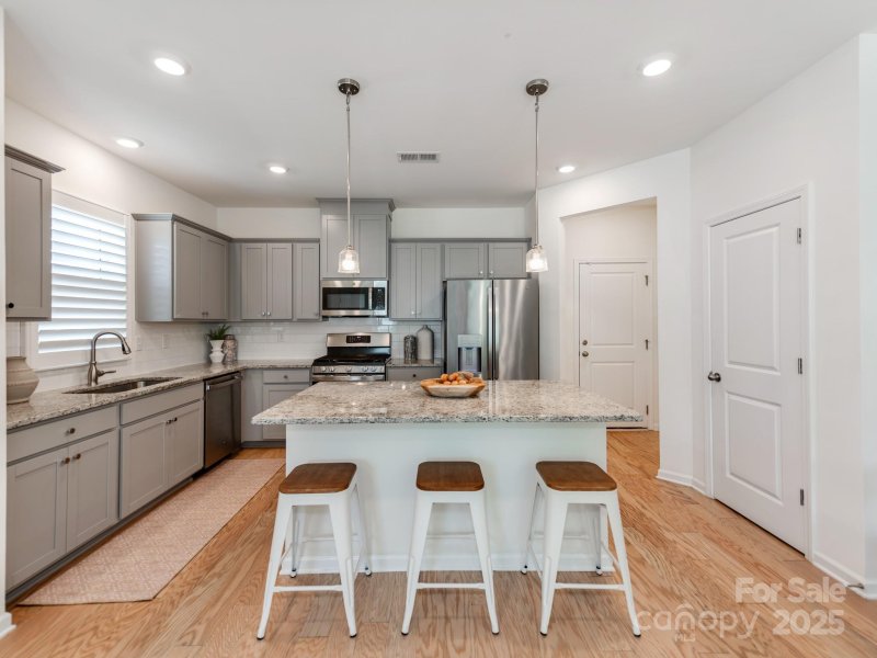 Property image 3 of 222 Harpers Run Lane in Harpers Run, Matthews, NC 28104