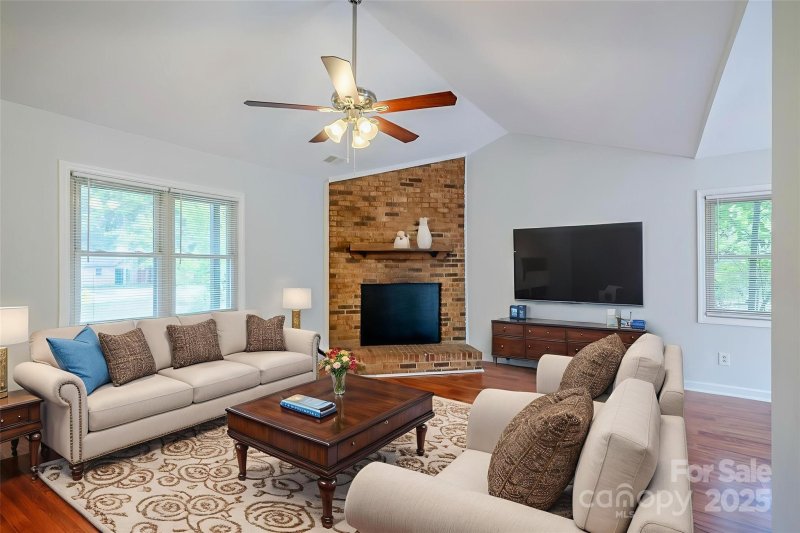 Property image 3 at 1901 Ranchwood Drive, Charlotte, NC 28217