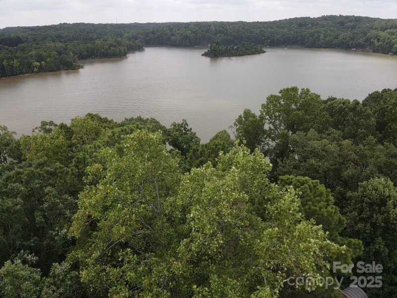 Property image 3 of 3235 Lake Pointe Drive in Reflection Pointe, Belmont, NC 28012