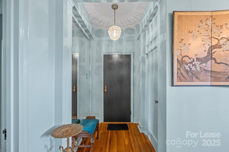 Property image 4 at 301 W 10th Street, Charlotte, NC 28202