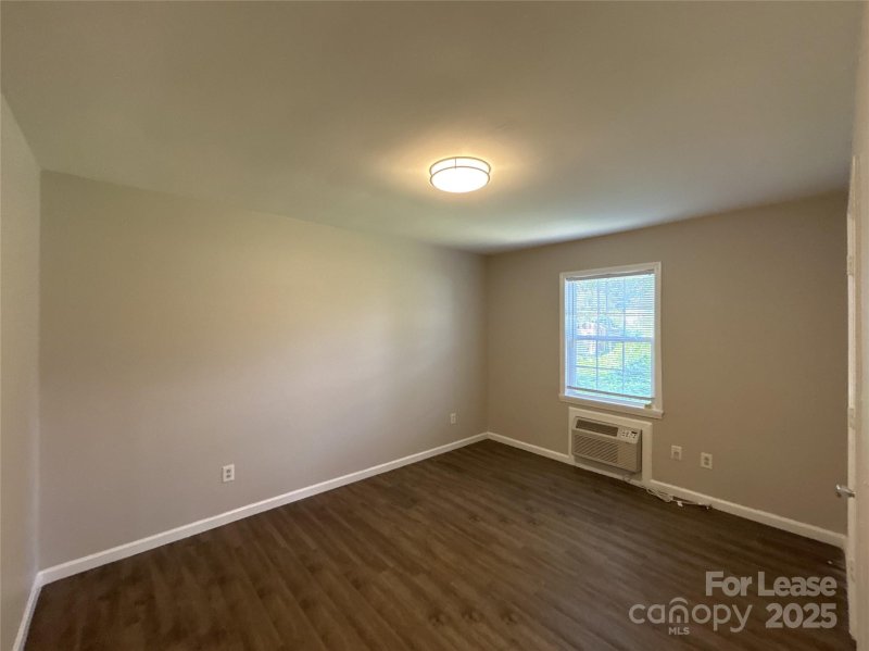 Property image 5 of 4412 Fair Street in Myers Park, Charlotte, NC 28208