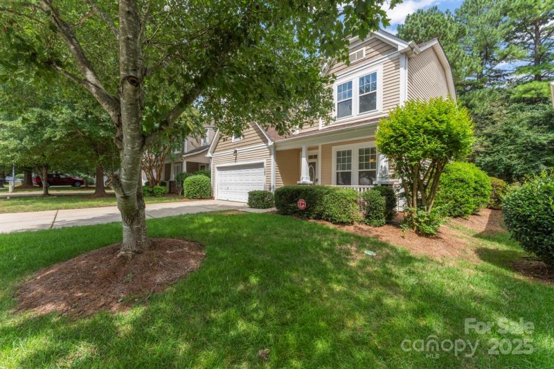 Property image 2 of 1585 Wilburn Park Lane in Highland Creek, Charlotte, NC 28269